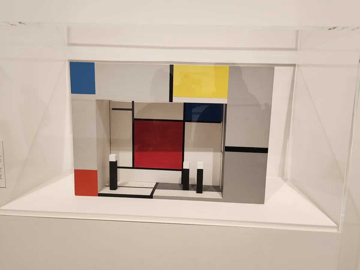 Klimt & Mondrian Gallery Image 83